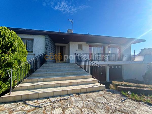 Vente
                Maison111 m² - 5 Pièces -
                    CHANTONNAY (85110)
