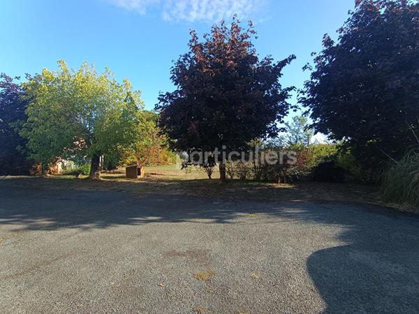 Vente
                Maison111 m² - 5 Pièces -
                    CHANTONNAY (85110)