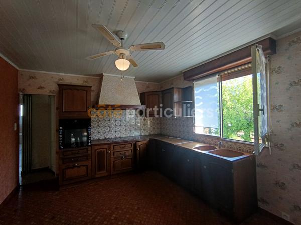 Vente
                Maison111 m² - 5 Pièces -
                    CHANTONNAY (85110)