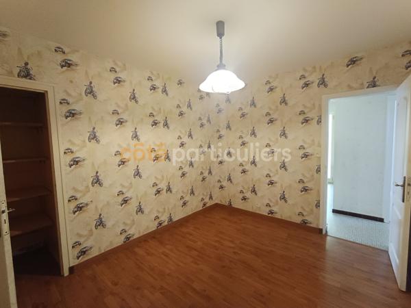 Vente
                Maison111 m² - 5 Pièces -
                    CHANTONNAY (85110)