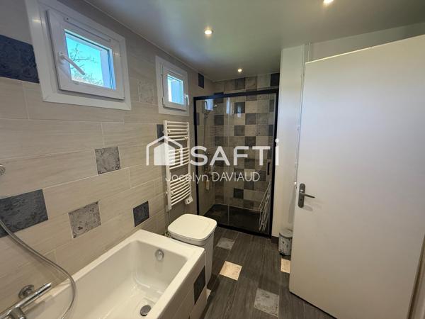 Venez découvrir ce domaine à Saumur, au calme sur 13000 m2 de terrain