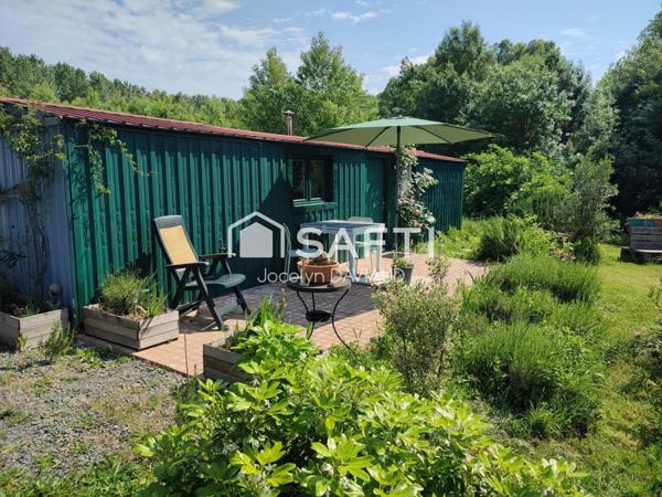 Venez découvrir ce domaine à Saumur, au calme sur 13000 m2 de terrain