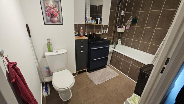 Trappes / Duplex récent de 96 m2 / 3 chambres + 2 parkings