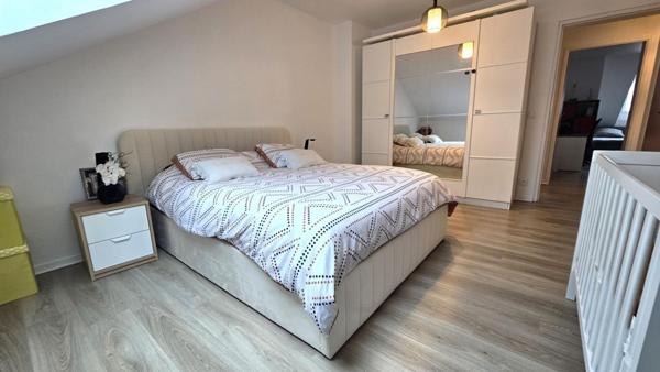 Trappes / Duplex récent de 96 m2 / 3 chambres + 2 parkings