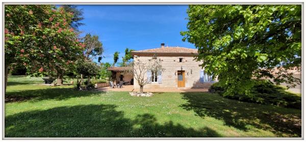 A vendre maison en pierre 200 m² avec Parc 8560 m² arboré