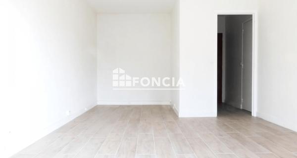 Location Studio 27.04 m² - Fontenay-aux-roses 92260
