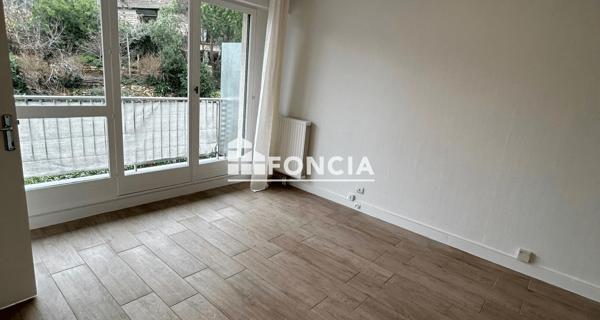 Location Studio 27.04 m² - Fontenay-aux-roses 92260