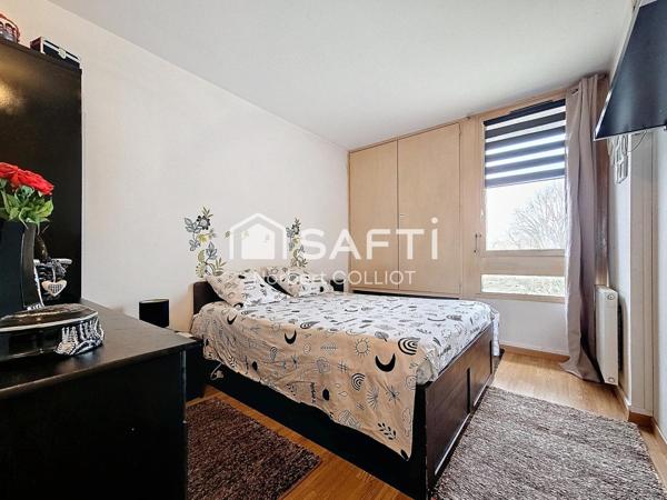 4P au dernier étage avec cave et parking en sous sol