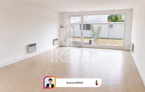 Local Professionnel de 159 m²
