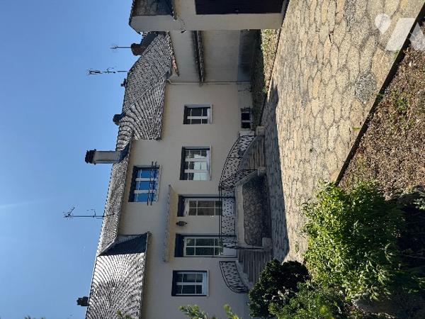 Maison à vendre au cœur du bourg de TOURY en Eure-et-Loir (28310)