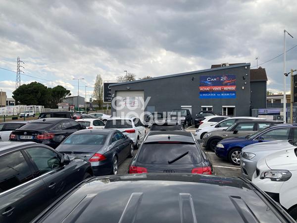 LOCAL PRO AVEC HABITATION CHENOVE 550 M2