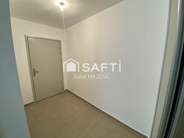 T2 sans vis à vis, vue sur le parc du chateau