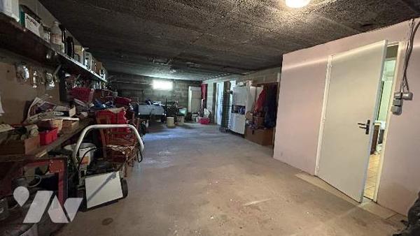 Maison plain pied sur sous-sol enterré