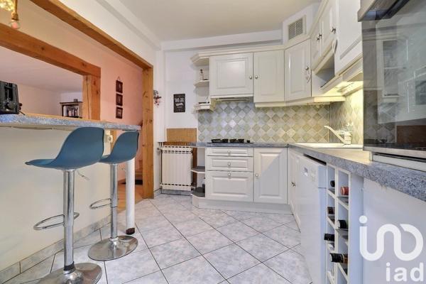 Maison 5 pièces de 96 m² à PERIGNY-SUR-YERRES (94520)