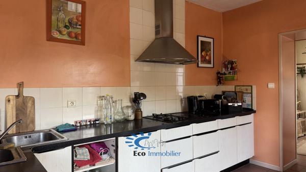 LA JARRIE MAISON CHARENTAISE 180 M² JARDIN PISCINE  La jarrie