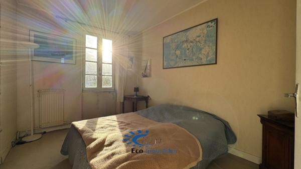 LA JARRIE MAISON CHARENTAISE 180 M² JARDIN PISCINE  La jarrie