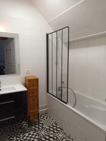 POITIERS CATHEDRALE - 2 pièce(s) - 42.77 m2 + cave et parking