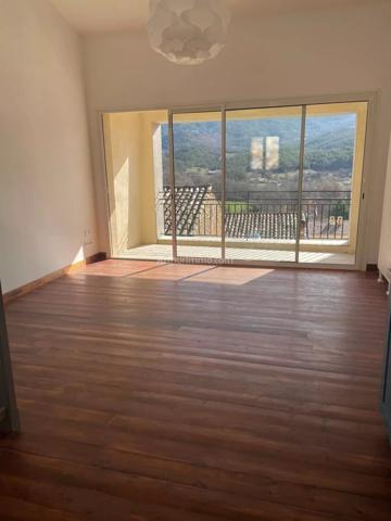 Location Maison de village 3 pièces 89 m2 à Mézel