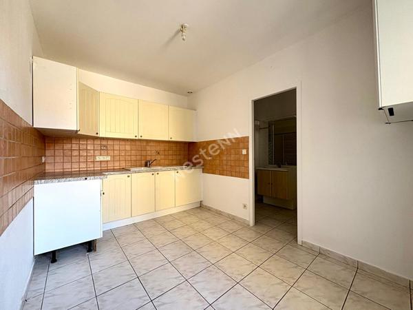 Appartement  3 pièces en plein coeur de Coligny avec cave et box en supplément