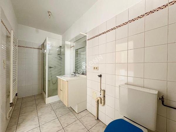 Appartement  3 pièces en plein coeur de Coligny avec cave et box en supplément
