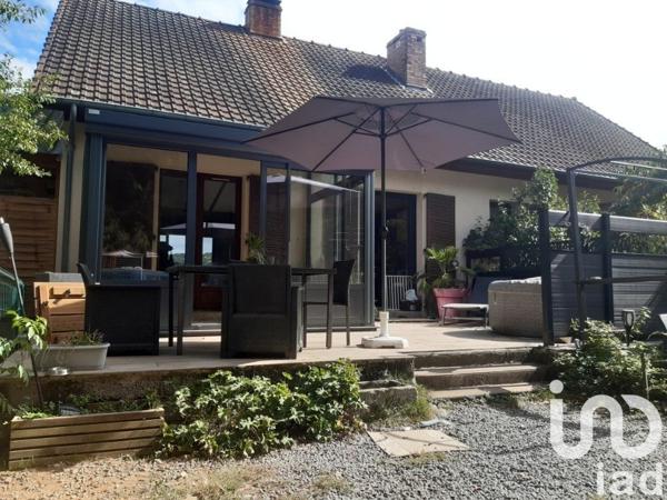 Maison 4 pièces de 106 m² à Saint-Amand (23200)