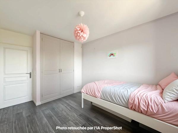 Appartement-terrasse à vendre 5 pièces PRÉVESSIN MOENS (01) - 105m2 - piscine, parking et box fermé