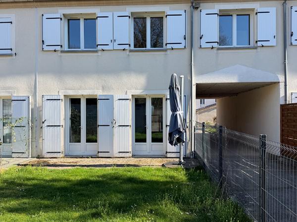 Maison à vendre à PENCHARD - 6 pièces, 4 chambres, jardin, garage