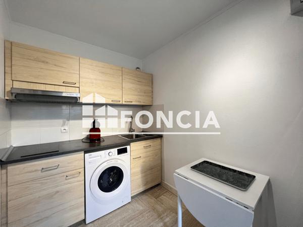 Location Studio meublé 27.8 m² - Mandelieu 06210