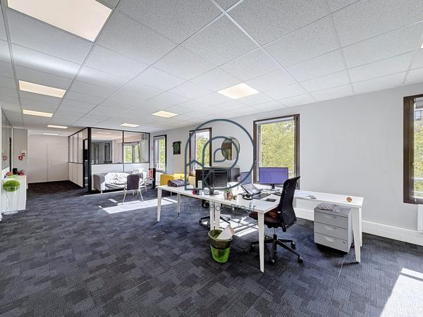 Lille – Grands Boulevards | Bureaux 182 m² dans immeuble rénové | Tram Buisson | À vendre