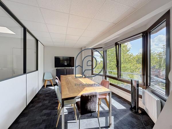 Lille – Grands Boulevards | Bureaux 182 m² dans immeuble rénové | Tram Buisson | À vendre
