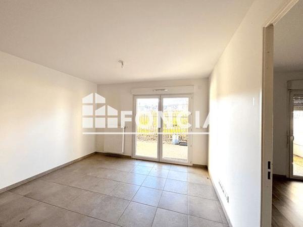 Location Appartement 2 pièces 38.1 m² - 5 RUE DOCTEUR BUTTERLIN Voiron 38500
