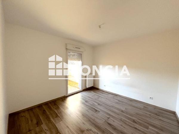 Location Appartement 2 pièces 38.1 m² - 5 RUE DOCTEUR BUTTERLIN Voiron 38500