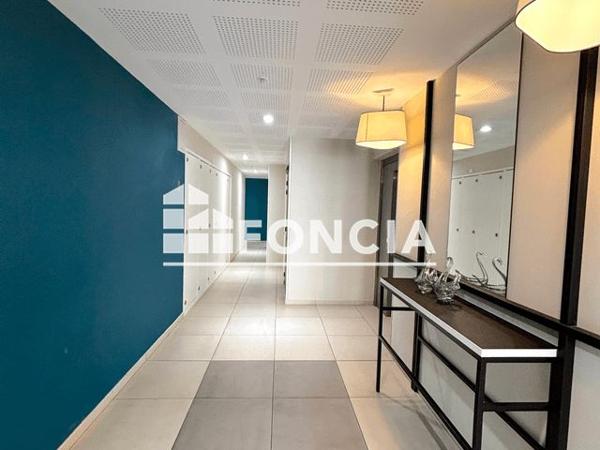 Location Appartement 2 pièces 38.1 m² - 5 RUE DOCTEUR BUTTERLIN Voiron 38500