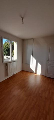 BIARD - MAISON RECENTE  - INVESTIR OU HABITER