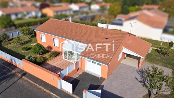 Maison plain pied 3 chambres, jardin, carport