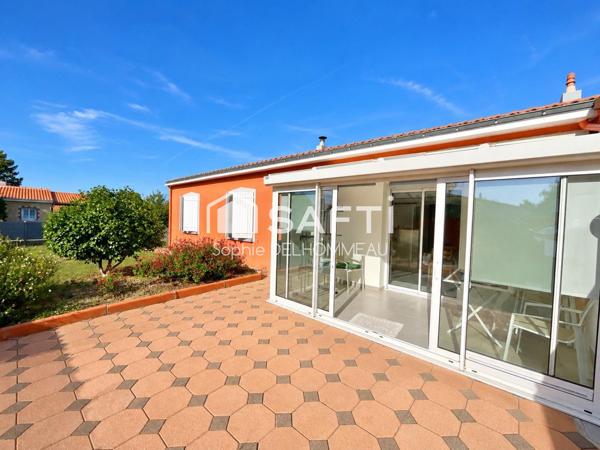 Maison plain pied 3 chambres, jardin, carport