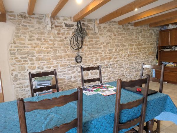 Ceyzériat (01250) Maison de village en pierre – Fort potentiel – Les Soudanières