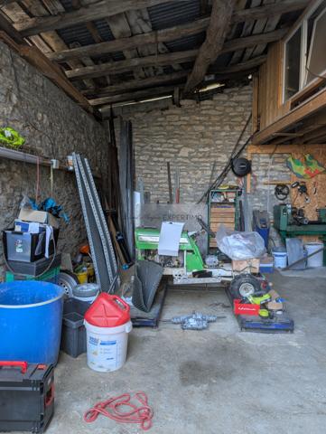 Ceyzériat (01250) Maison de village en pierre – Fort potentiel – Les Soudanières