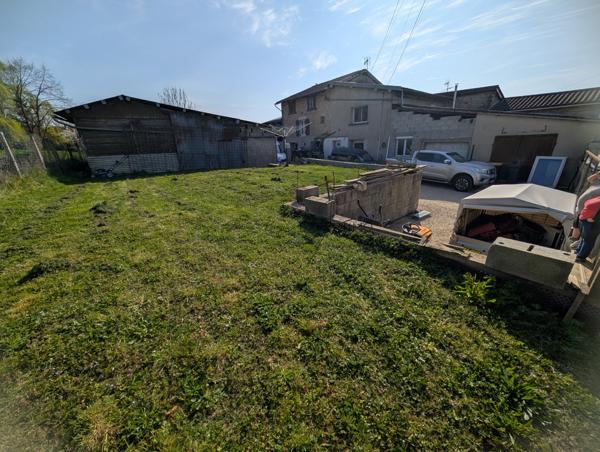 Ceyzériat (01250) Maison de village en pierre – Fort potentiel – Les Soudanières