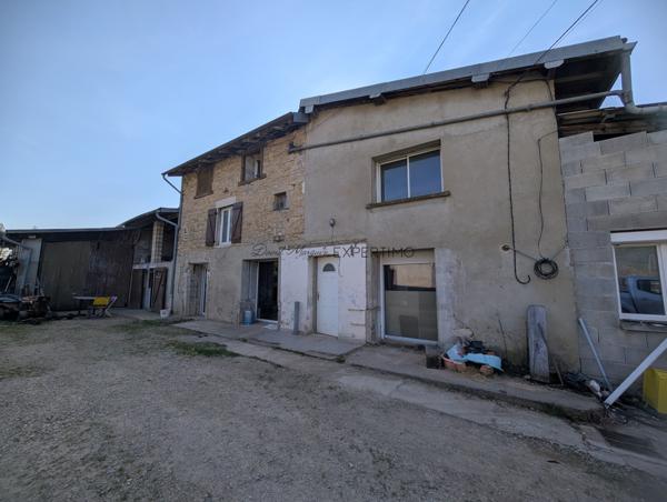 Ceyzériat (01250) Maison de village en pierre – Fort potentiel – Les Soudanières