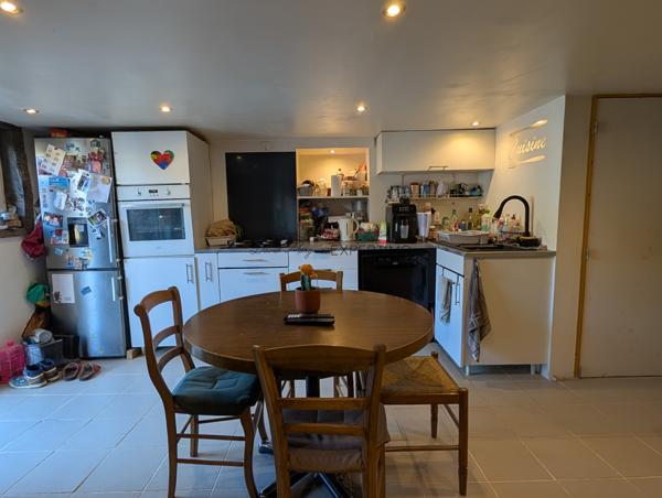 Ceyzériat (01250) Maison de village en pierre – Fort potentiel – Les Soudanières