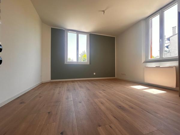 T2 Neuf proche lycée Maine de Biran