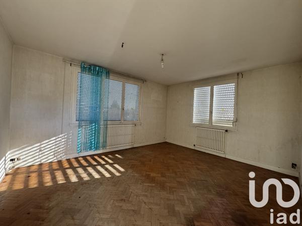 Immeuble à vendre 2 228 m² Le Dorat