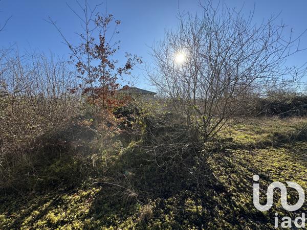 Immeuble à vendre 2 228 m² Le Dorat