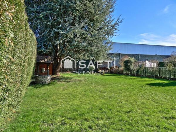 Charmante Camérica semi-individuelle avec véranda, garage, carport et jardin