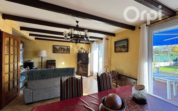 Maison à vendre    5 pièces •  Saint-Martin-de-Crau