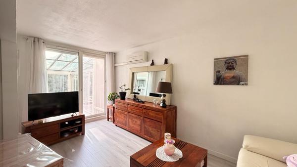 RARE secteur très recherché avec jardinet de 100m2 !