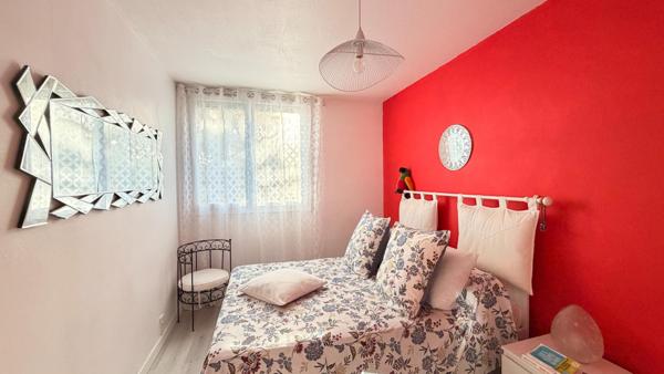 RARE secteur très recherché avec jardinet de 100m2 !