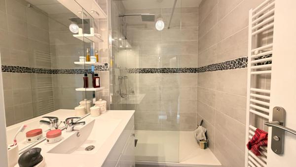 RARE secteur très recherché avec jardinet de 100m2 !