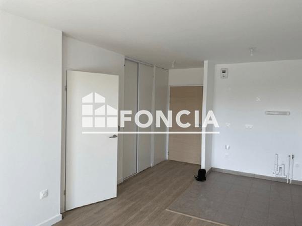 Location Appartement 2 pièces 39.25 m² - 10 PLACE DE LA FRATERNITE Angers 49000